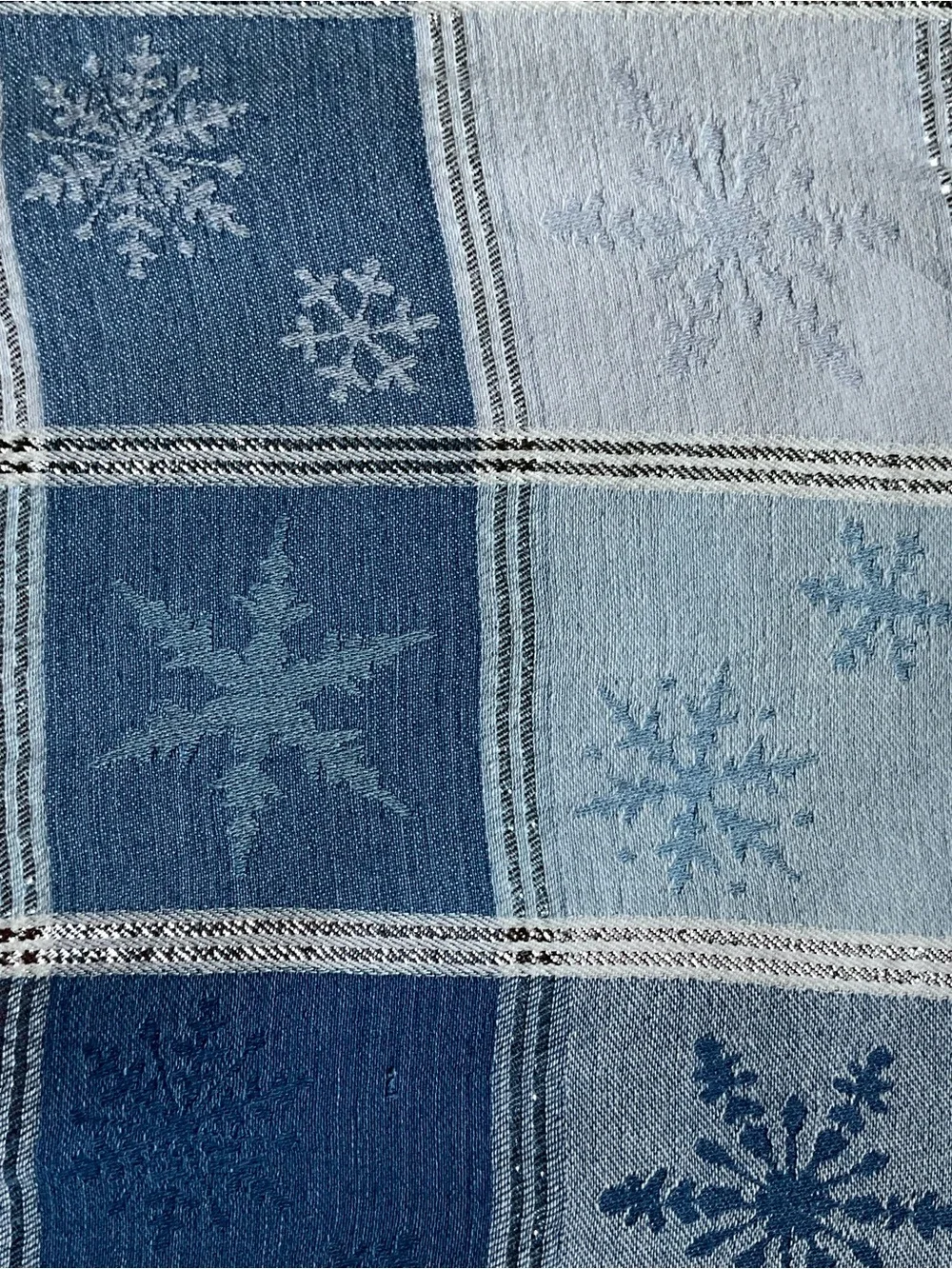 Blue White Plaid Winter Snowflake Oval Tablecloth